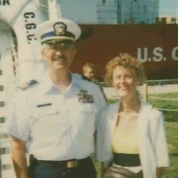 Meet your Posher, Ginger - Picture 1 of 1